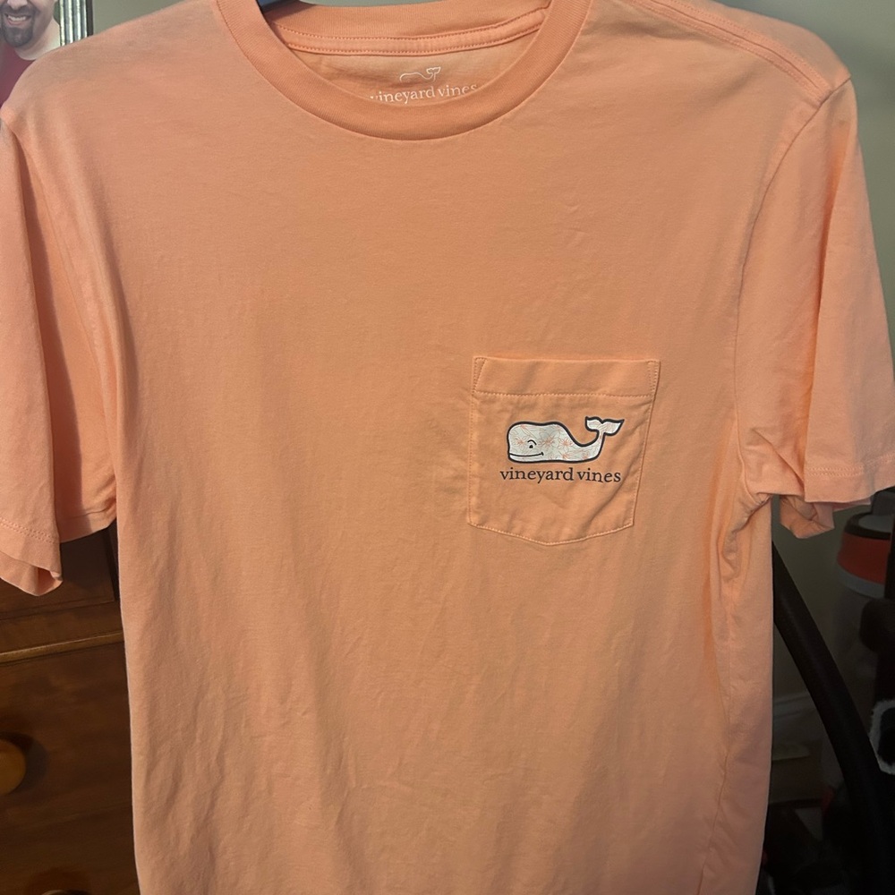 Vineyard Vines Men's Peach T-Shirt